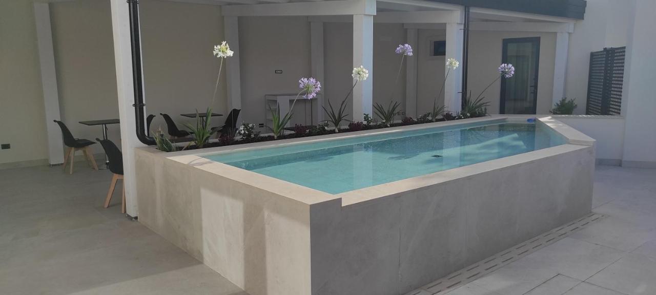 Thalassa Rooms Avola Exterior foto